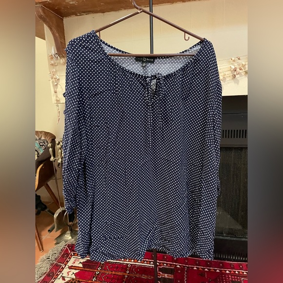 Large lot of Plus Sized Casual Friday Wear Tops - Picture 6 of 17